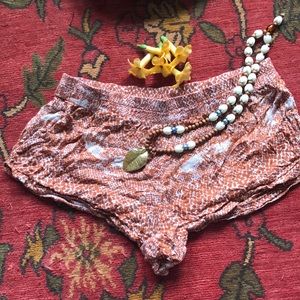 Mudsnake ACACIA shorts Size L